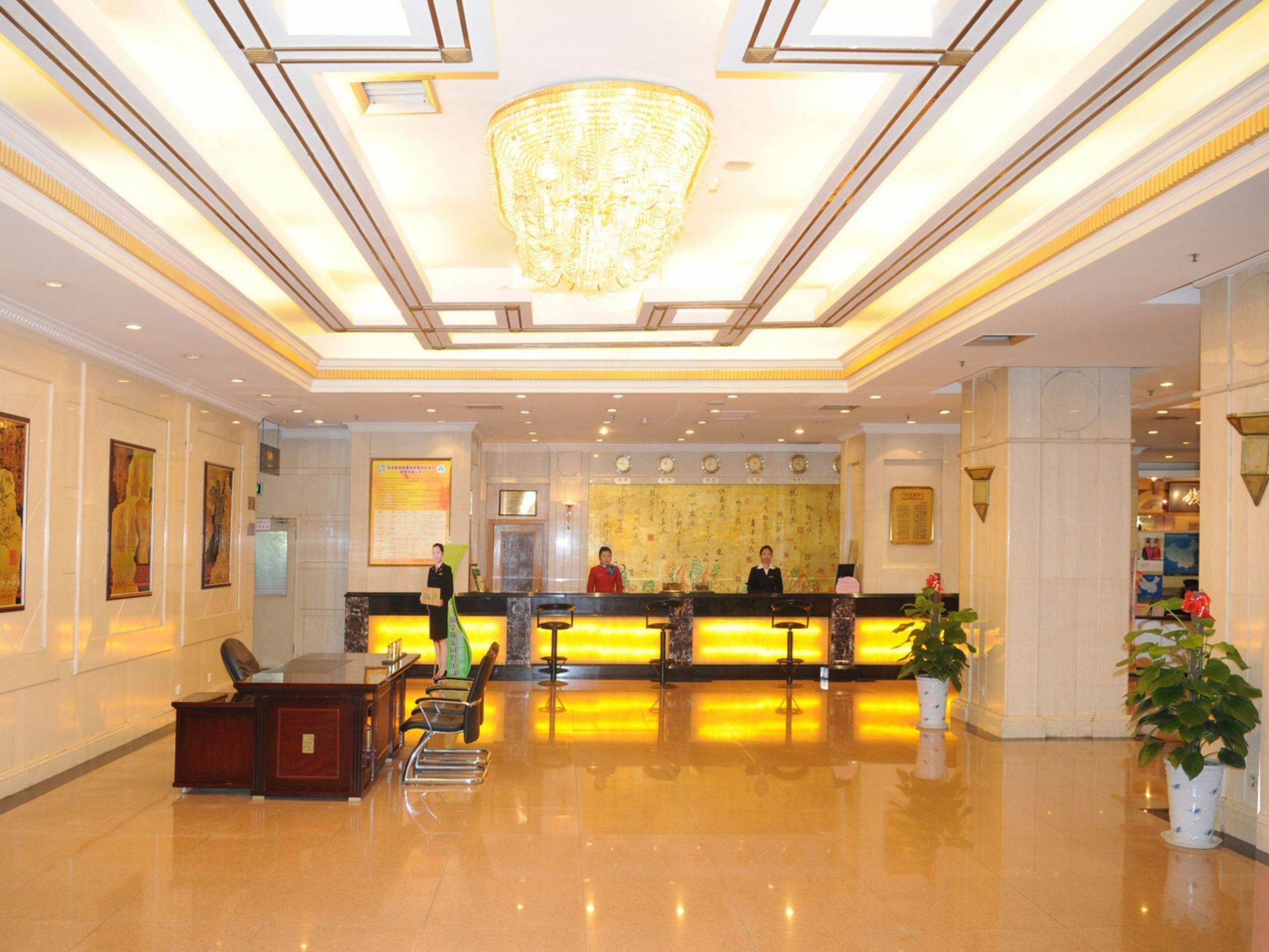 Luoyang Aviation Hotel Екстериор снимка